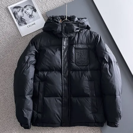 ルイヴィトン ダウンジャケット