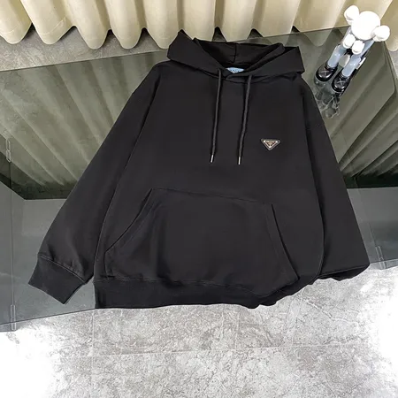 プラダ パーカー