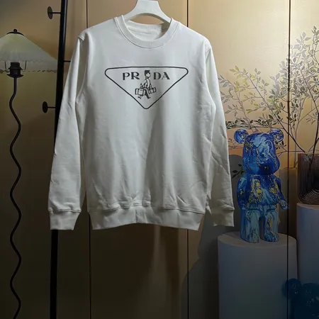 プラダ パーカー