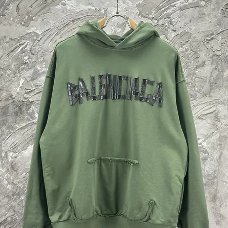 バレンシアガ パーカー