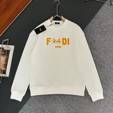 フェンディ パーカー