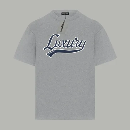 バレンシアガ Tシャツ