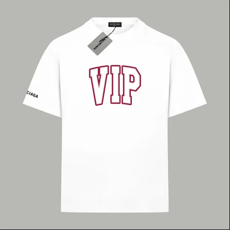 バレンシアガ Tシャツ