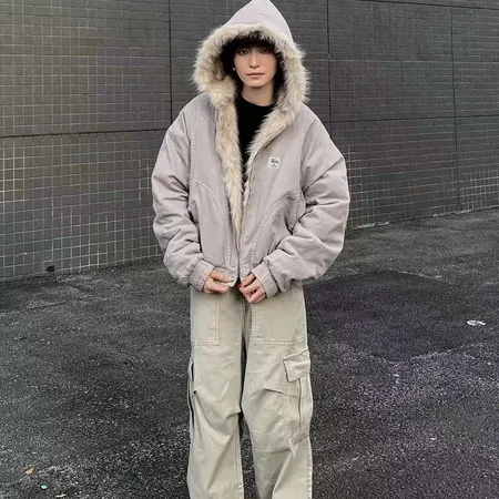 ステューシー ダウンジャケット