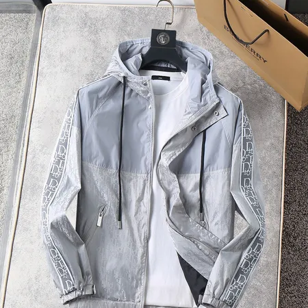 ディオール ダウンジャケット