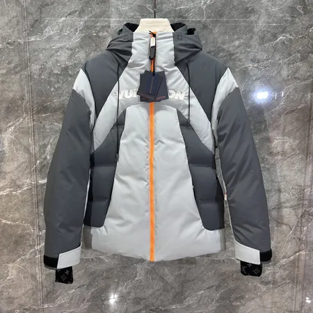 ルイヴィトン ダウンジャケット