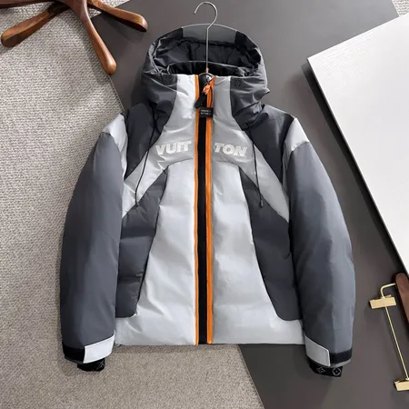 ルイヴィトン ダウンジャケット