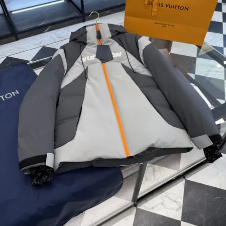 ルイヴィトン ダウンジャケット
