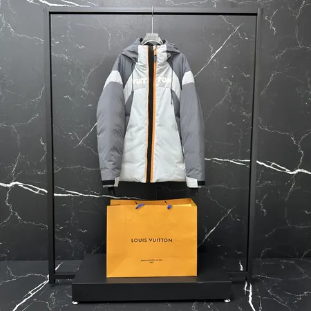 ルイヴィトン ダウンジャケット