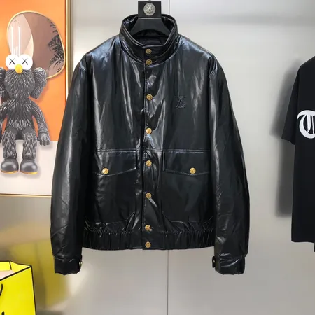 ルイヴィトン ダウンジャケット