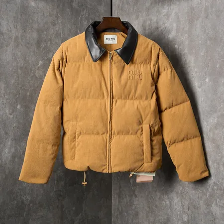 ステューシー ダウンジャケット