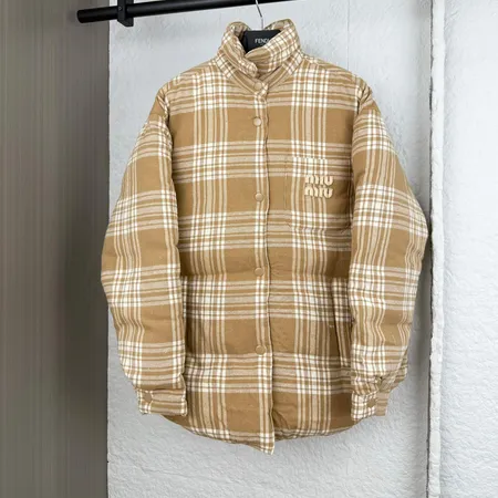 ステューシー ダウンジャケット