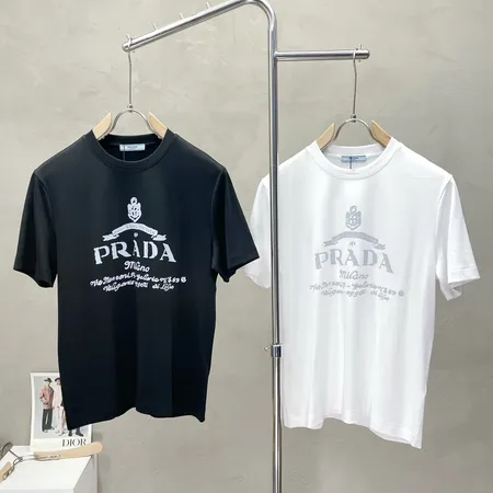 プラダ Tシャツ
