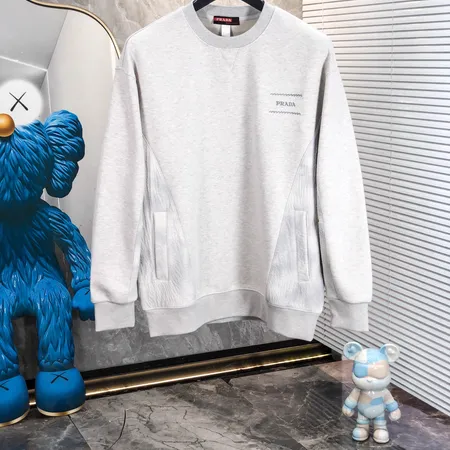 プラダ パーカー