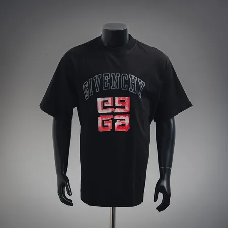 ジバンシィ Tシャツ