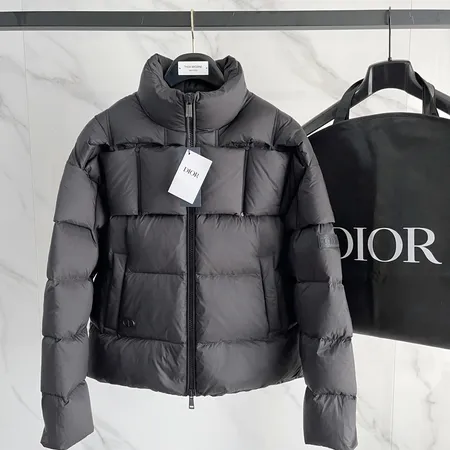 ディオール ダウンジャケット