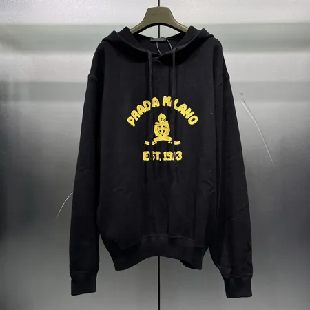 プラダ パーカー