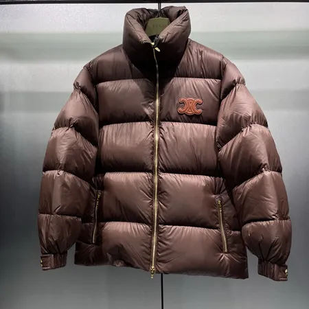 セリーヌ ダウンジャケット