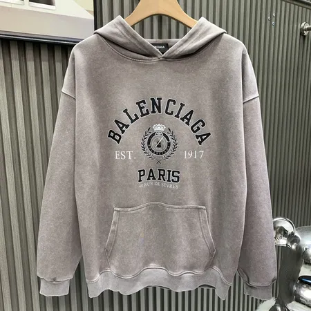 バレンシアガ パーカー