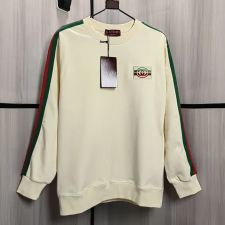 グッチ パーカー