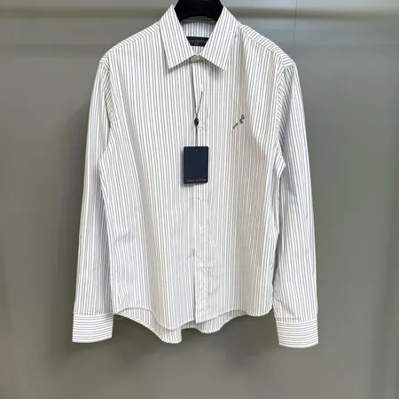 ルイヴィトン シャツ