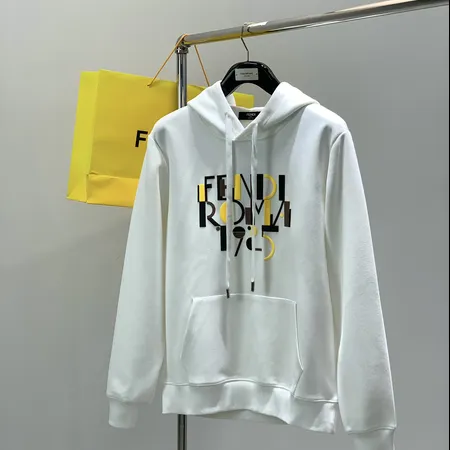 フェンディ パーカー