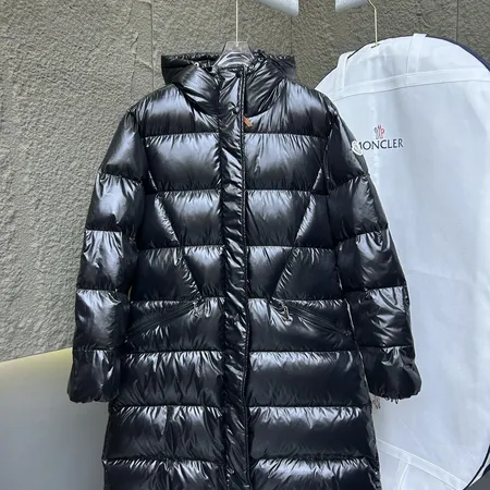 モンクレール ダウンジャケット