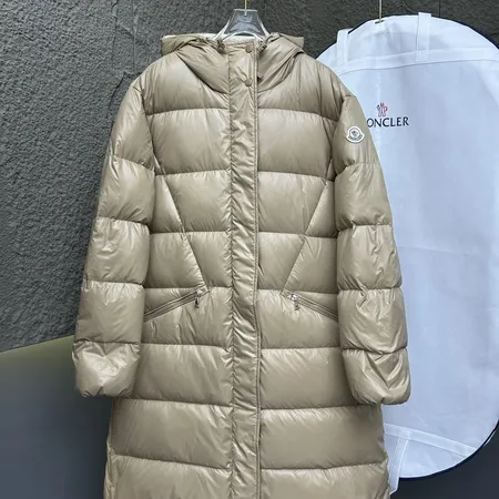 モンクレール ダウンジャケット