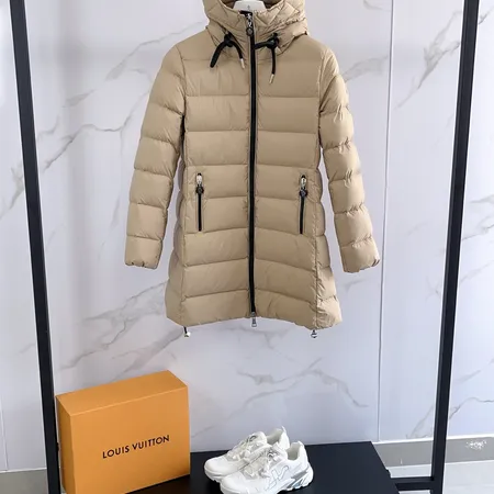 モンクレール ダウンジャケット