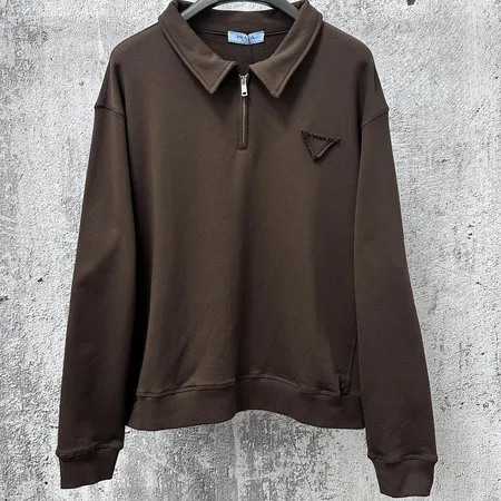 プラダ パーカー