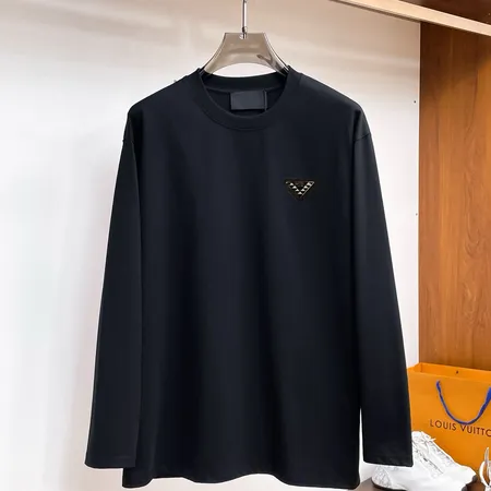 プラダ Tシャツ