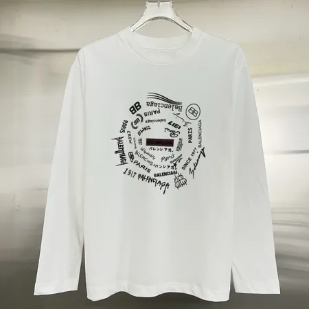 バレンシアガ Tシャツ