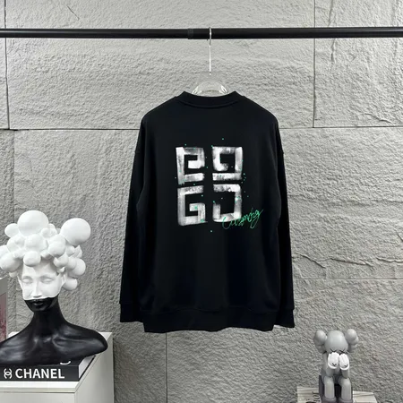 ジバンシィ パーカー