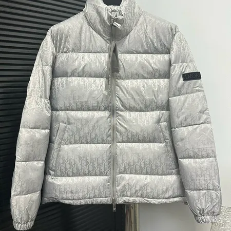 ディオール ダウンジャケット