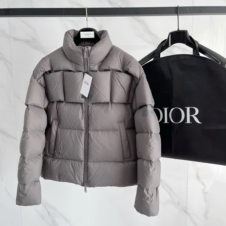 ディオール ダウンジャケット