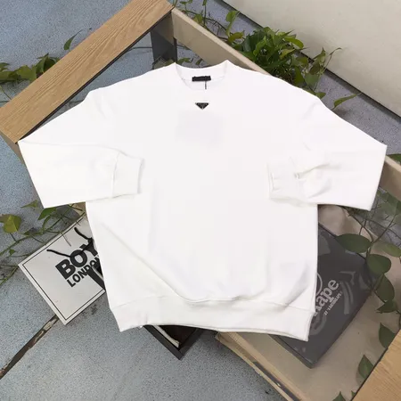 プラダ パーカー