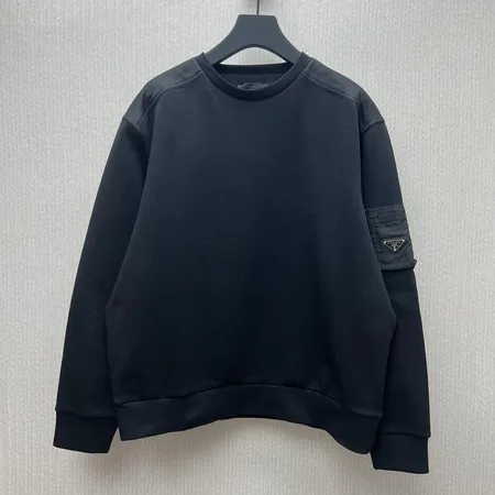 プラダ パーカー