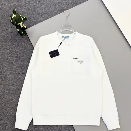 プラダ パーカー