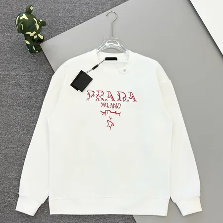 プラダ パーカー