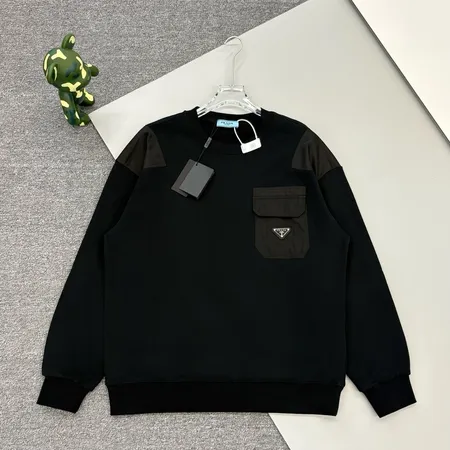 プラダ パーカー