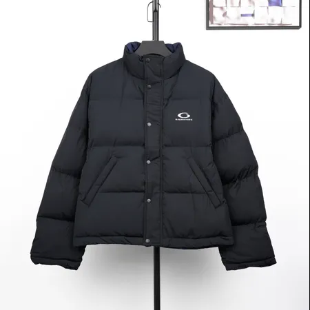 セリーヌ ダウンジャケット