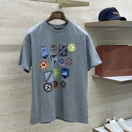 ルイヴィトン Tシャツ
