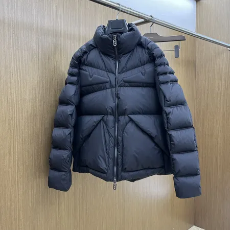 コーチ ダウンジャケット