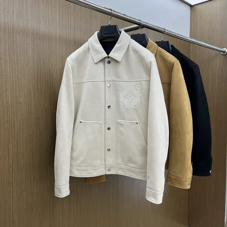 ルイヴィトン ダウンジャケット