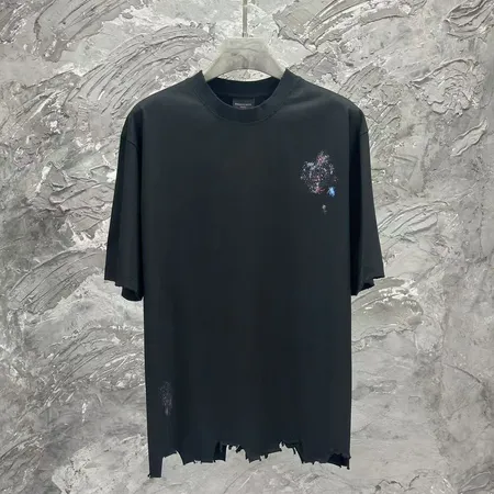 バレンシアガ Tシャツ