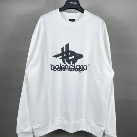 バレンシアガ パーカー