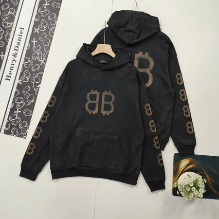 バレンシアガ パーカー