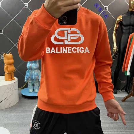 バレンシアガ パーカー