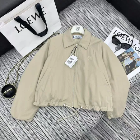 ロエベ ダウンジャケット