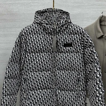 ディオール ダウンジャケット